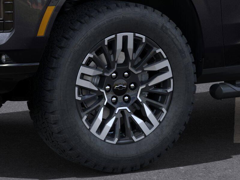 2025 Chevrolet Tahoe Z71Image 9