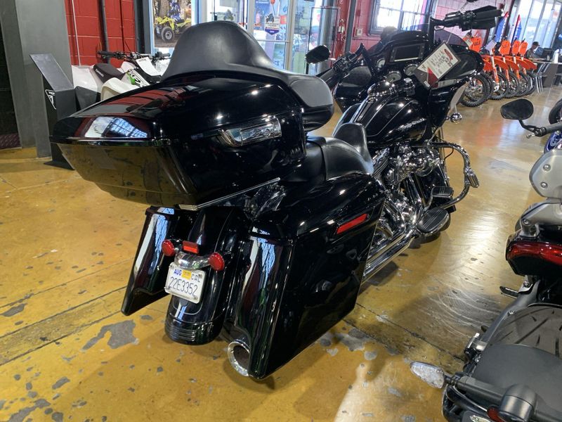 Used 2015 Harley-Davidson ROAD GLIDE SPECIAL Image 8