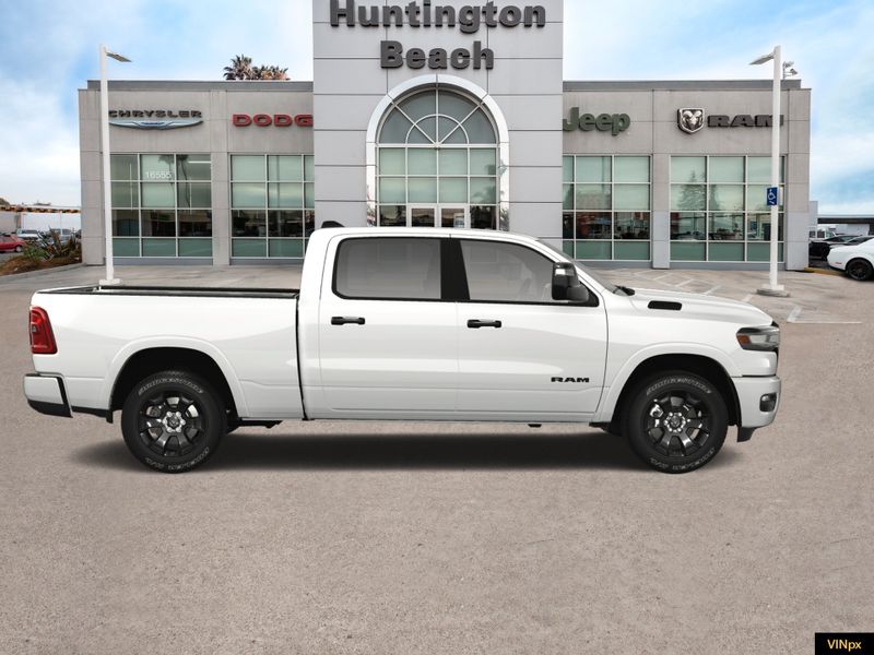 2025 RAM 1500 Big Horn Crew Cab 4x4Image 9