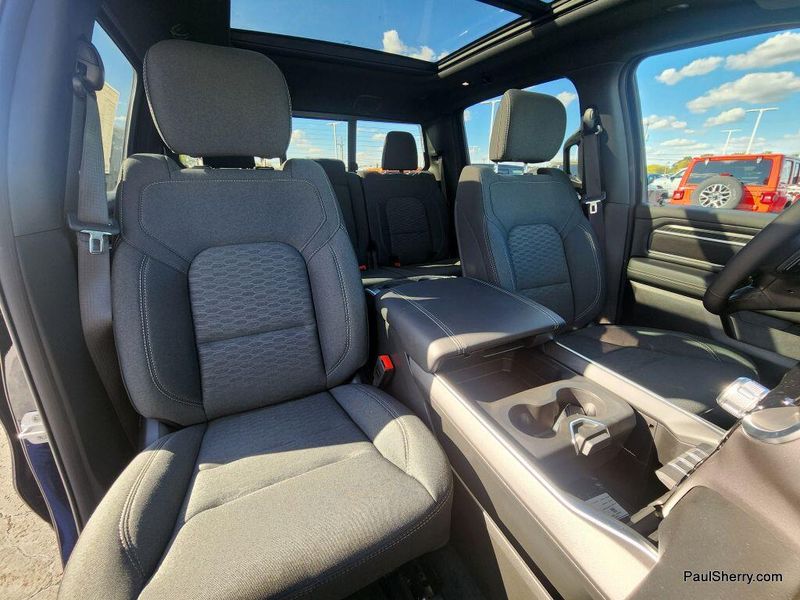 New 2026 RAM 1500 Big Horn Crew Cab 4x4 5'7' Box