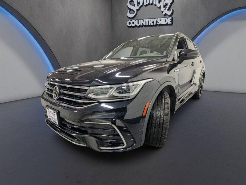 Used 2024 Volkswagen Tiguan AWD SEL R-Line w/Sunroof/NavImage 12