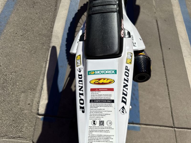 New 2025 Husqvarna FC 450 FACTORY EDITION Image 17