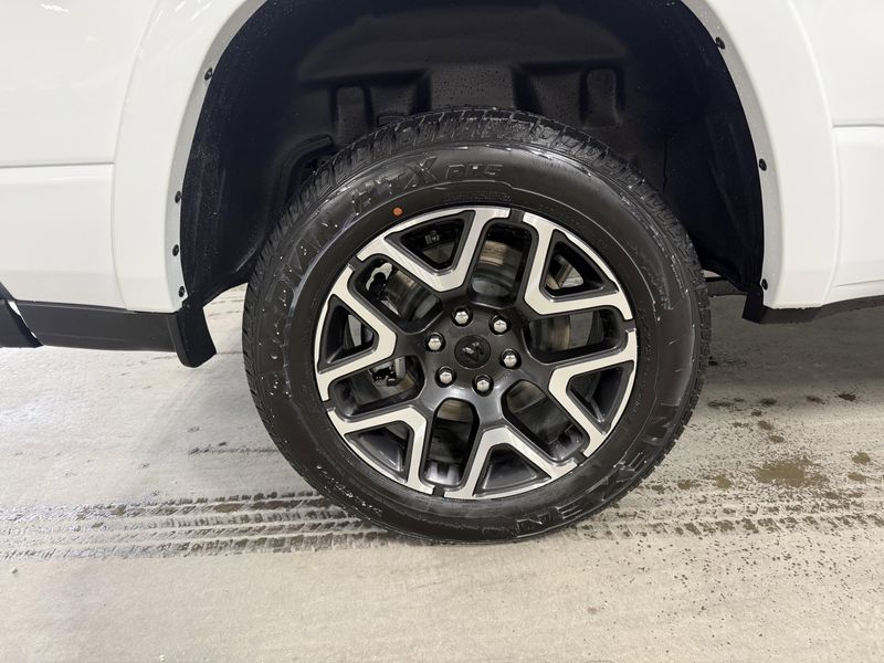 New 2026 RAM 1500 Laramie Crew Cab 4x4 5