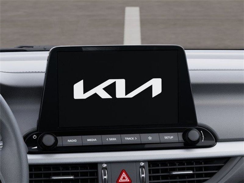 2023 Kia Forte LXSImage 18