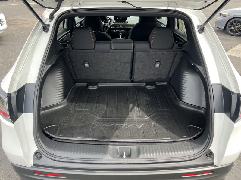 Used 2023 Honda HR-V SportImage 23