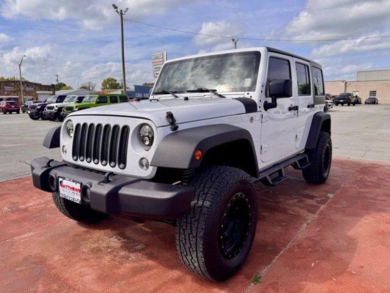 Used 2017 Jeep Wrangler Unlimited SportImage 1