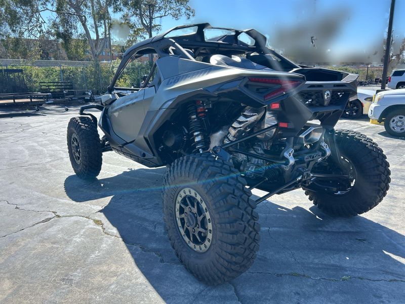 New 2026 Can-Am MAVERICK R X RC WITH SMART-SHOX 999T DCT Image 15