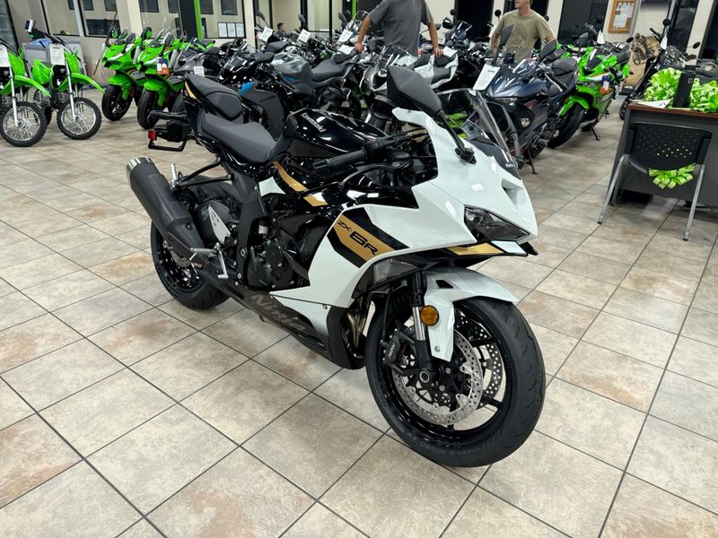 Shop New 2026 NINJA ZX 6R Inventory in Southern California | Del