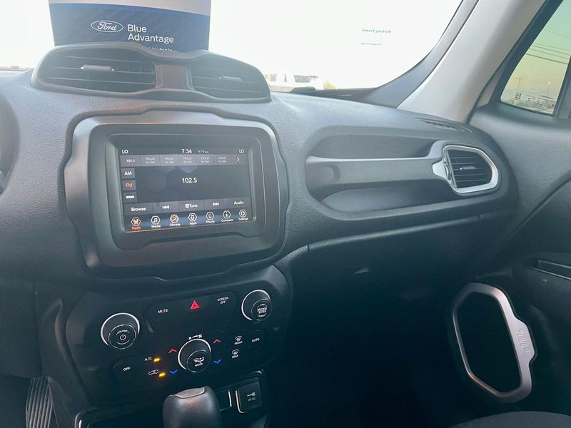 2018 Jeep Renegade Latitude North Edition photo 5