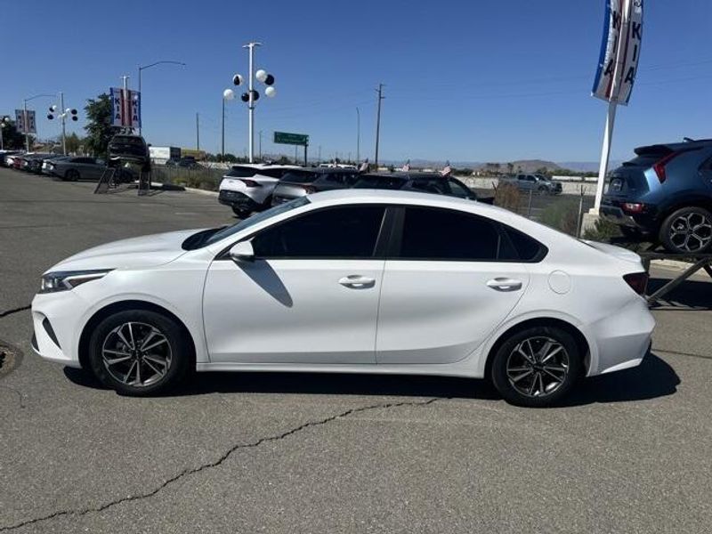Used 2023 Kia Forte LXSImage 2