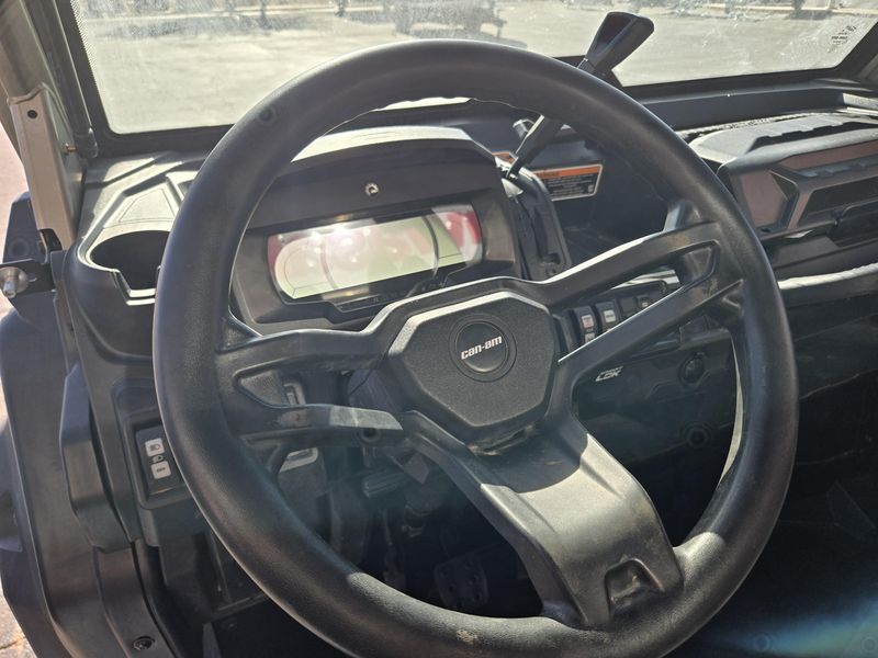 USED 2023 CAN-AM SSV DEF XMR 65 HD10 TGY 23 X MR HD10 Image 19