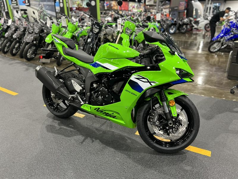 New 2026 Kawasaki NINJA ZX-6R 