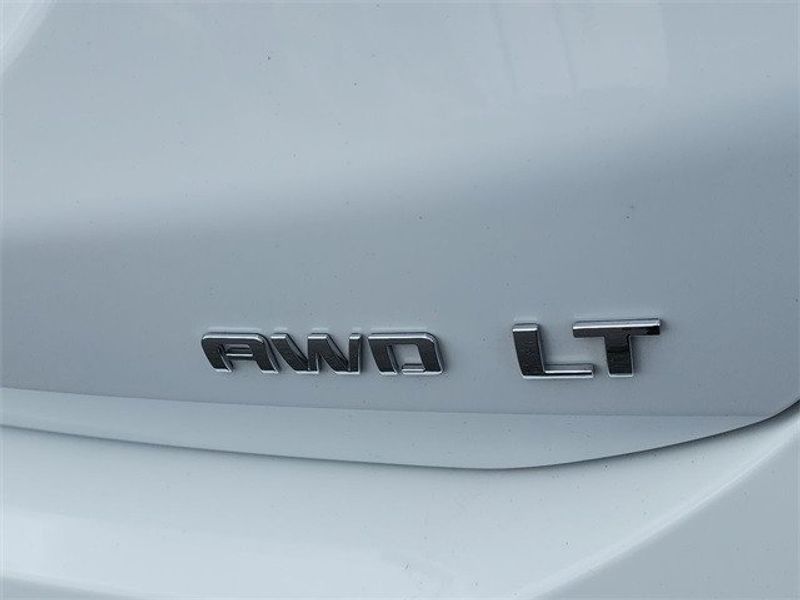 2023 Chevrolet Equinox LTImage 11
