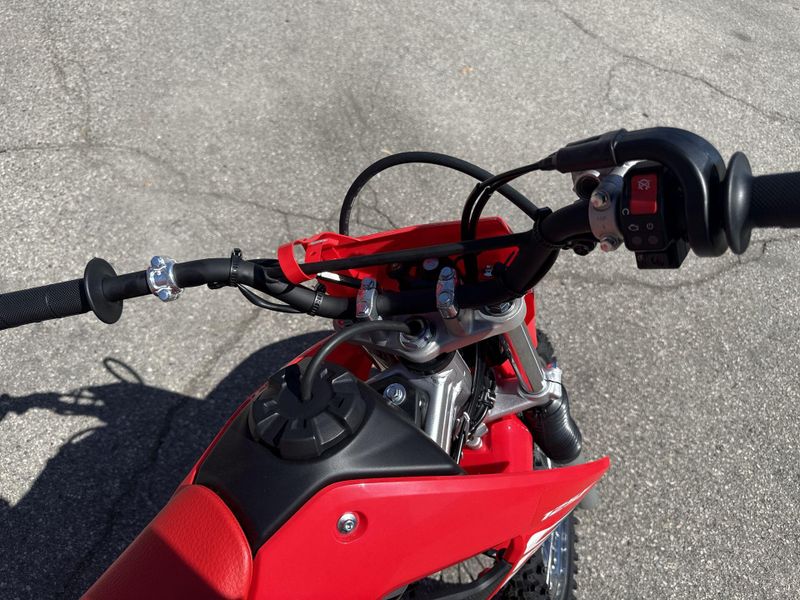 New 2027 Honda CRF125F Image 13