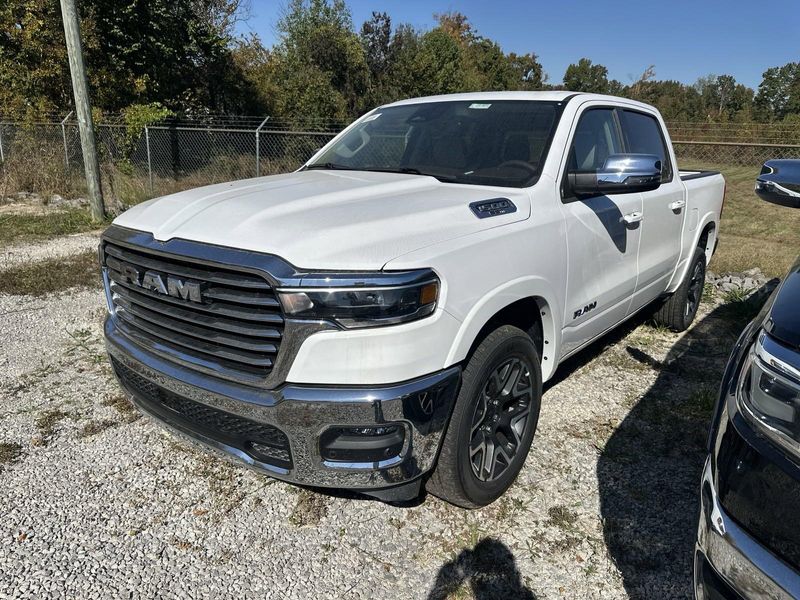 2025 RAM 1500 Laramie Crew Cab 4x4 5