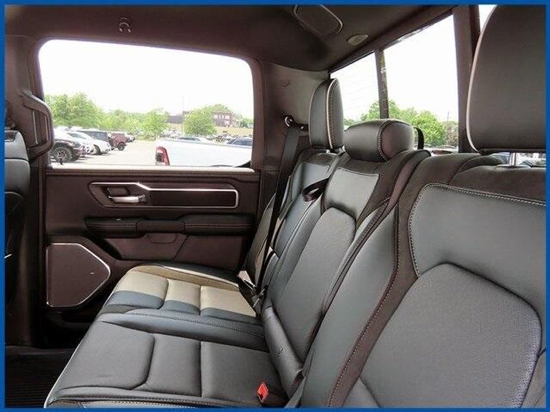 2025 RAM 1500 LaramieImage 10