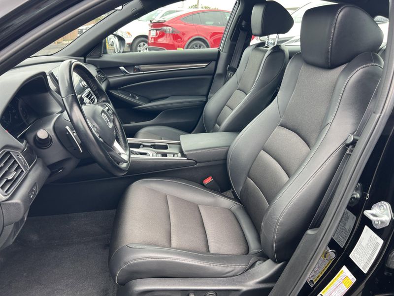 Used 2022 Honda Accord Sedan SportImage 18