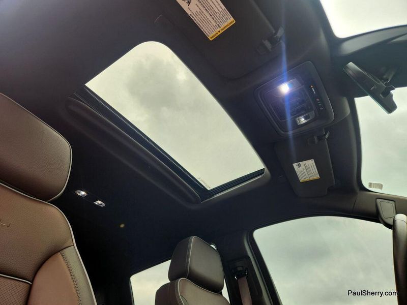2023 GMC Sierra 1500 DenaliImage 3