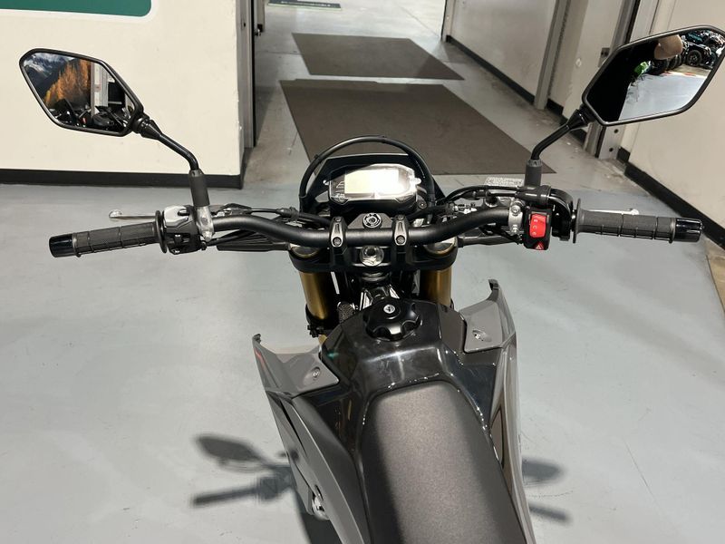 2025 Suzuki DR-Z4S Image 13