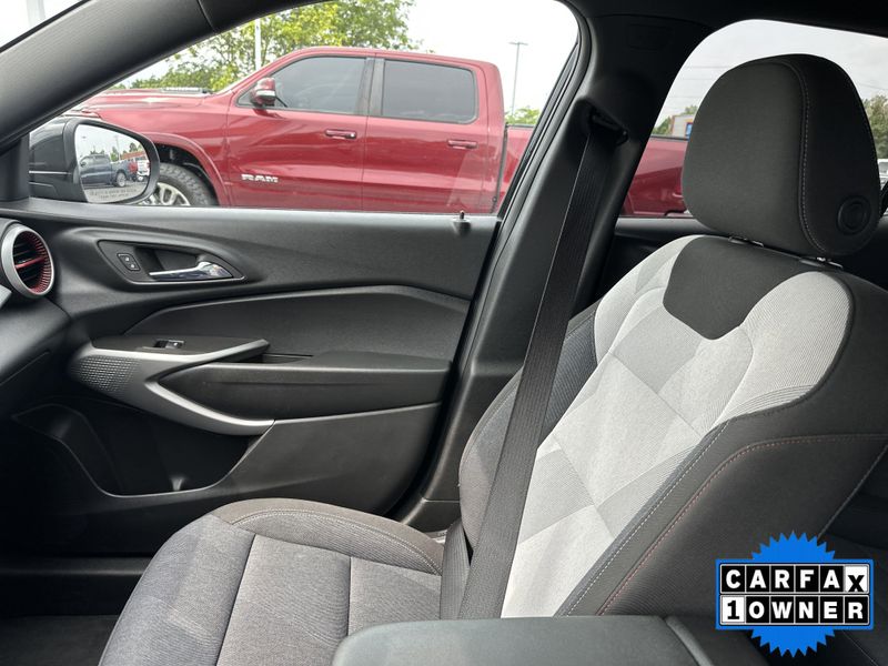 Used 2024 Chevrolet Trax 1RSImage 21