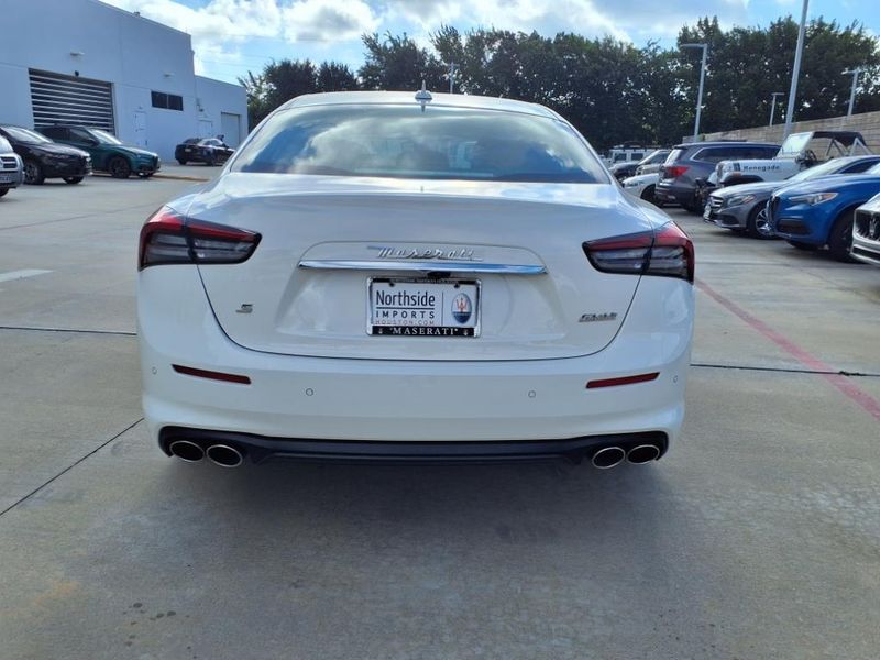 Used 2021 Maserati Ghibli SImage 18