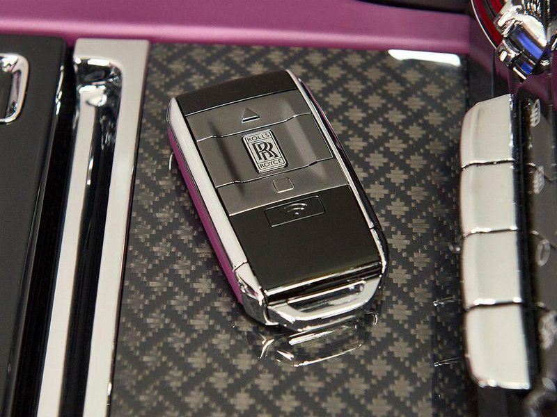 New 2026 Rolls-Royce Cullinan Black BadgeImage 21