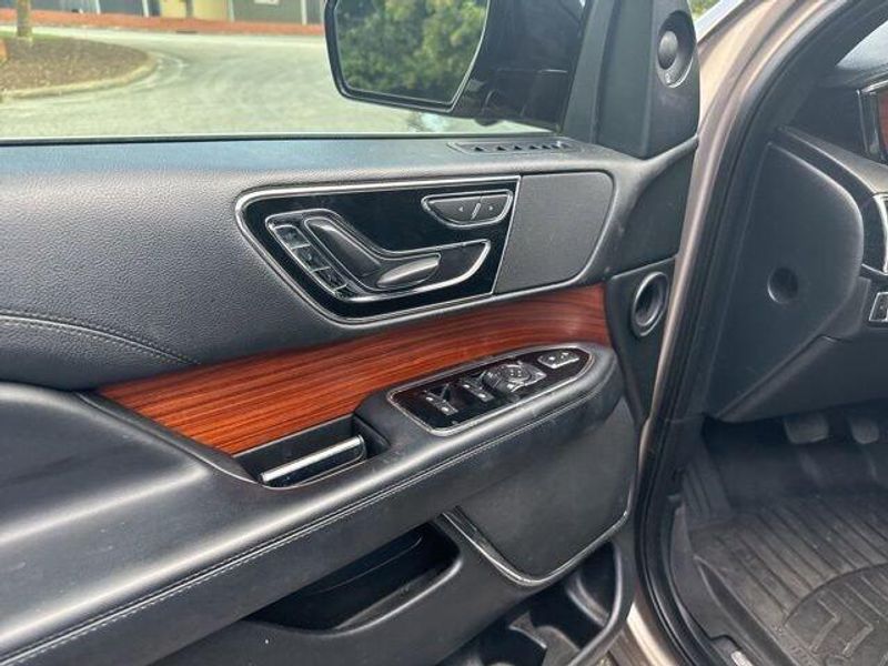 2018 Lincoln Navigator Select