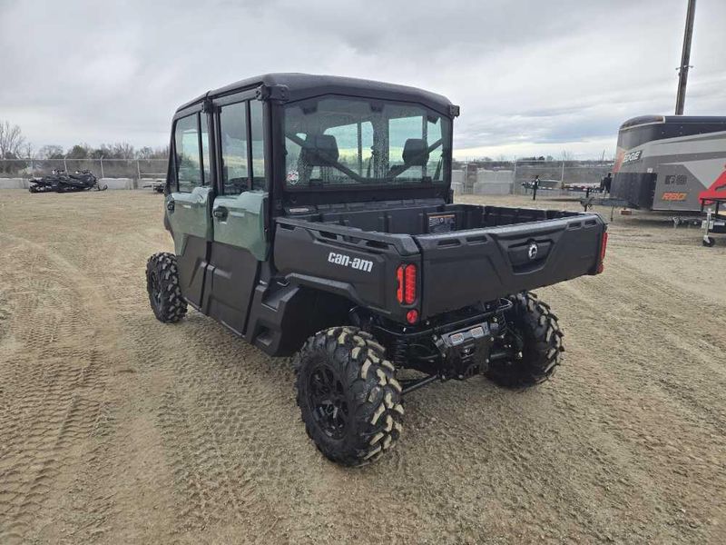New 2026 Can-Am DEFENDER MAX DPS CAB HD10 