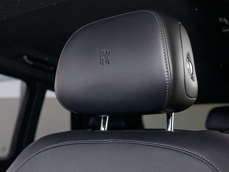 Used 2024 Rolls-Royce Cullinan Image 13