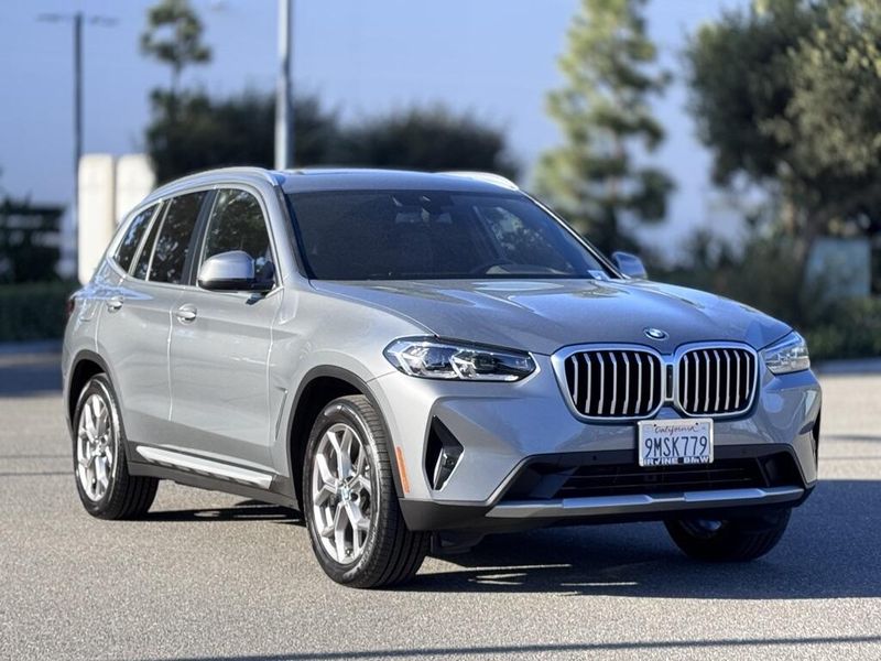 2024 BMW X3 xDrive30iImage 3