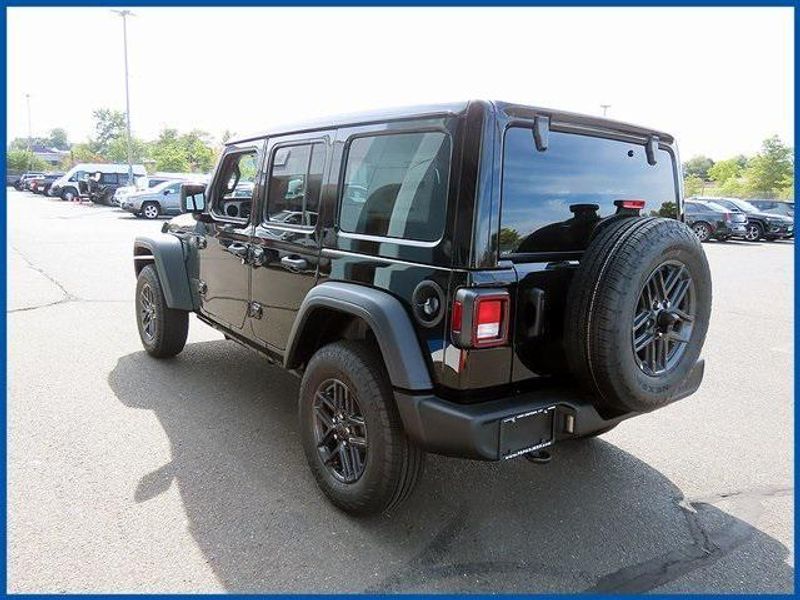 New 2025 Jeep Wrangler 4-DOOR SPORT S