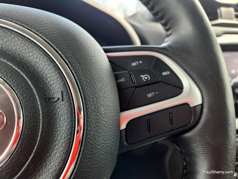 Used 2023 Jeep Renegade Latitude