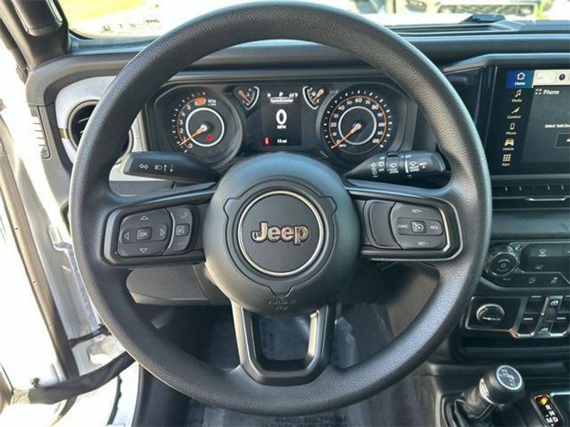 New 2026 Jeep Wrangler 4-door SportImage 17