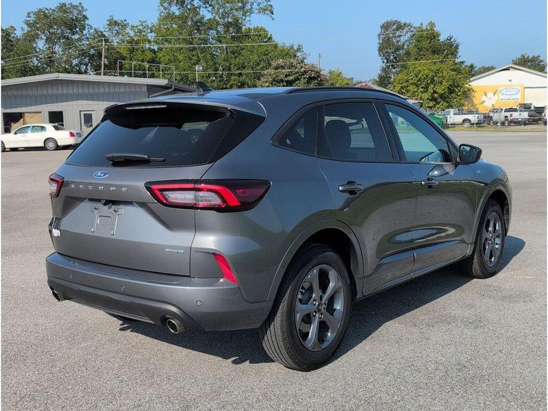 Used 2024 Ford Escape ST-LineImage 5