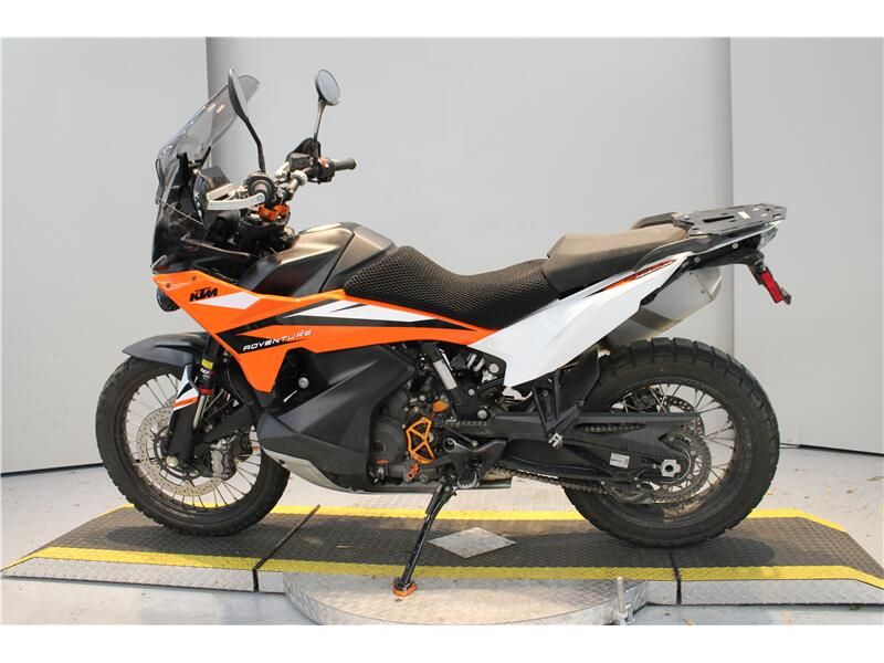 2023 KTM 890 ADVENTURE Image 2