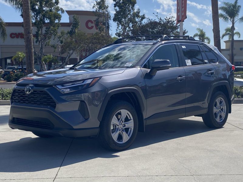 New 2025 Toyota RAV4 Hybrid XLEImage 6