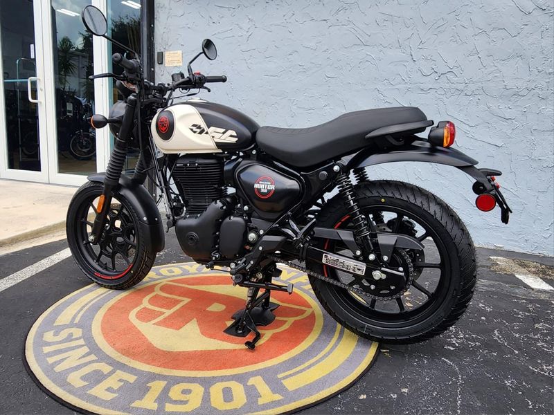 New 2026 Royal Enfield HUNTER 350 Image 6