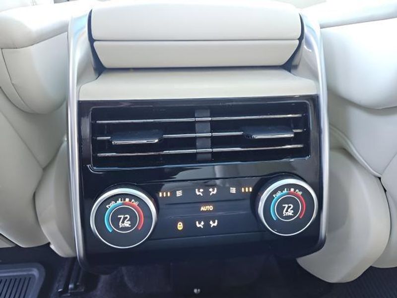 Used 2023 Land Rover Range Rover SE