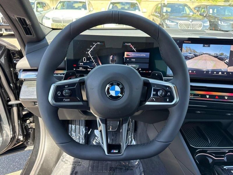 New 2027 BMW 5 Series 530i xDriveImage 21