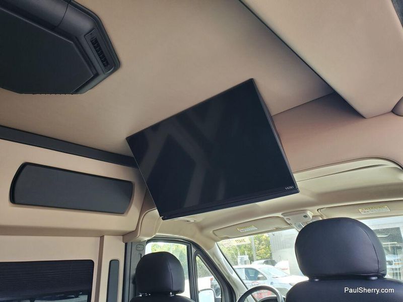 2024 Ram ProMaster 2500 Window Van photo 2