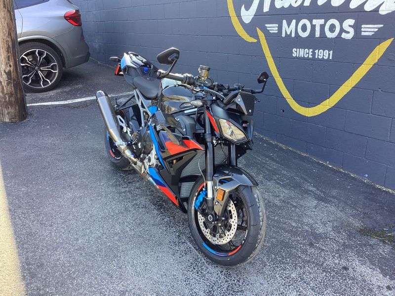 New 2026 BMW M 1000 R 