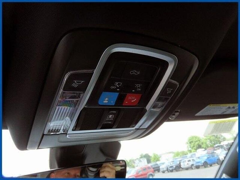 2025 RAM 1500 Big Horn Lone StarImage 17