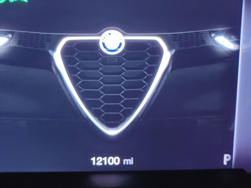 Used 2024 Alfa Romeo Tonale Veloce Premium eAWD w/SunroofImage 32