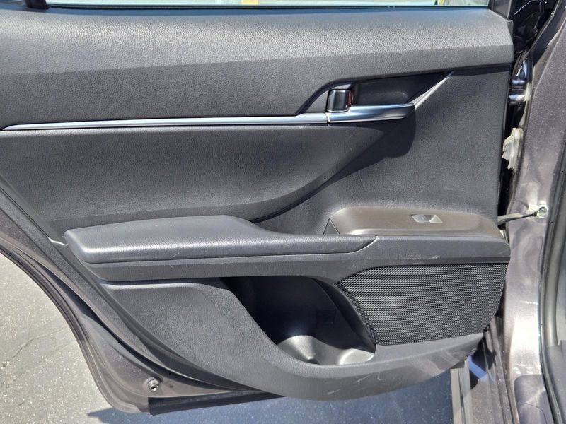 Used 2023 Toyota Camry SE Auto (Natl)