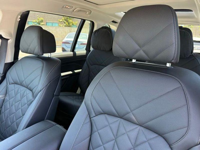 Used 2024 BMW X7 xDrive40iImage 22