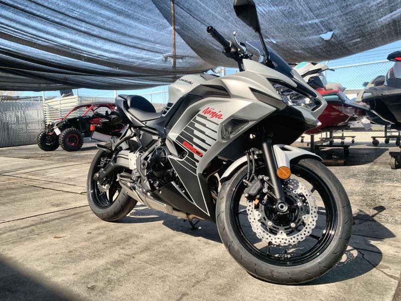 New 2026 Kawasaki NINJA 650 ABS Image 17