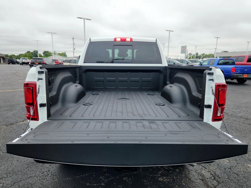 New 2027 RAM 2500 Laramie Crew Cab 4x4 6'4' Box