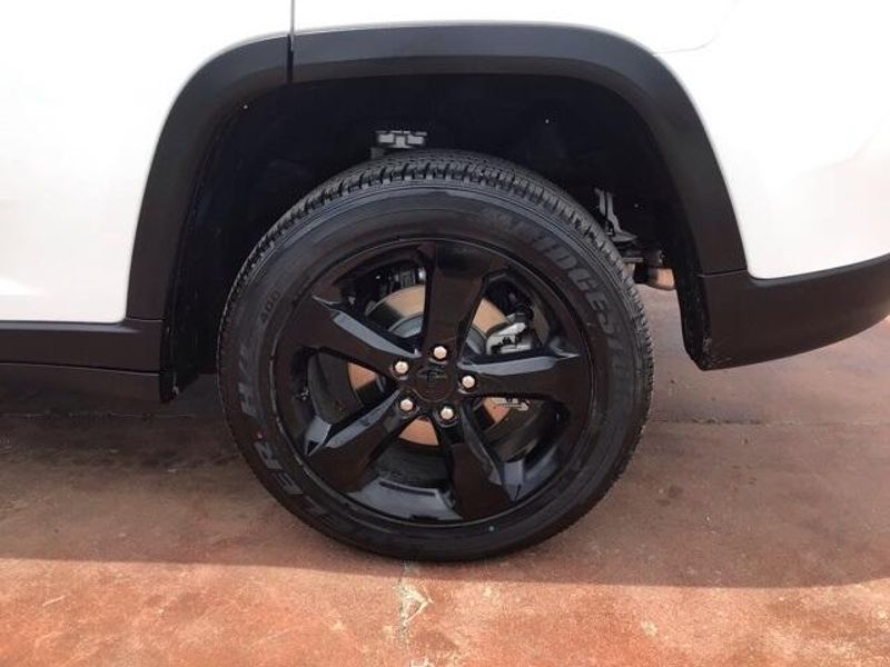 2025 Jeep Grand Cherokee Altitude X 4x2Image 20