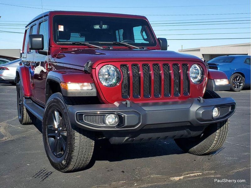 Used 2022 Jeep Wrangler Unlimited Sahara Altitude