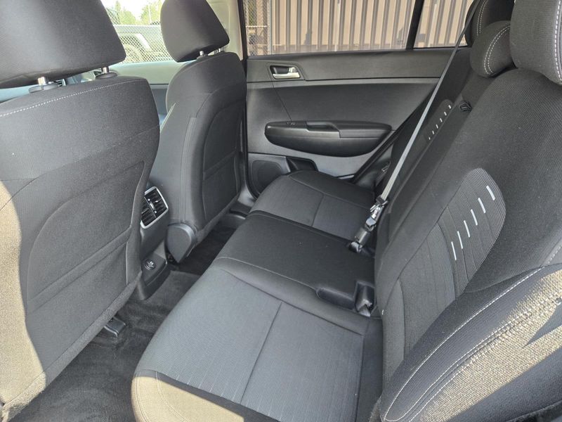 Used 2022 Kia Sportage LX AWD